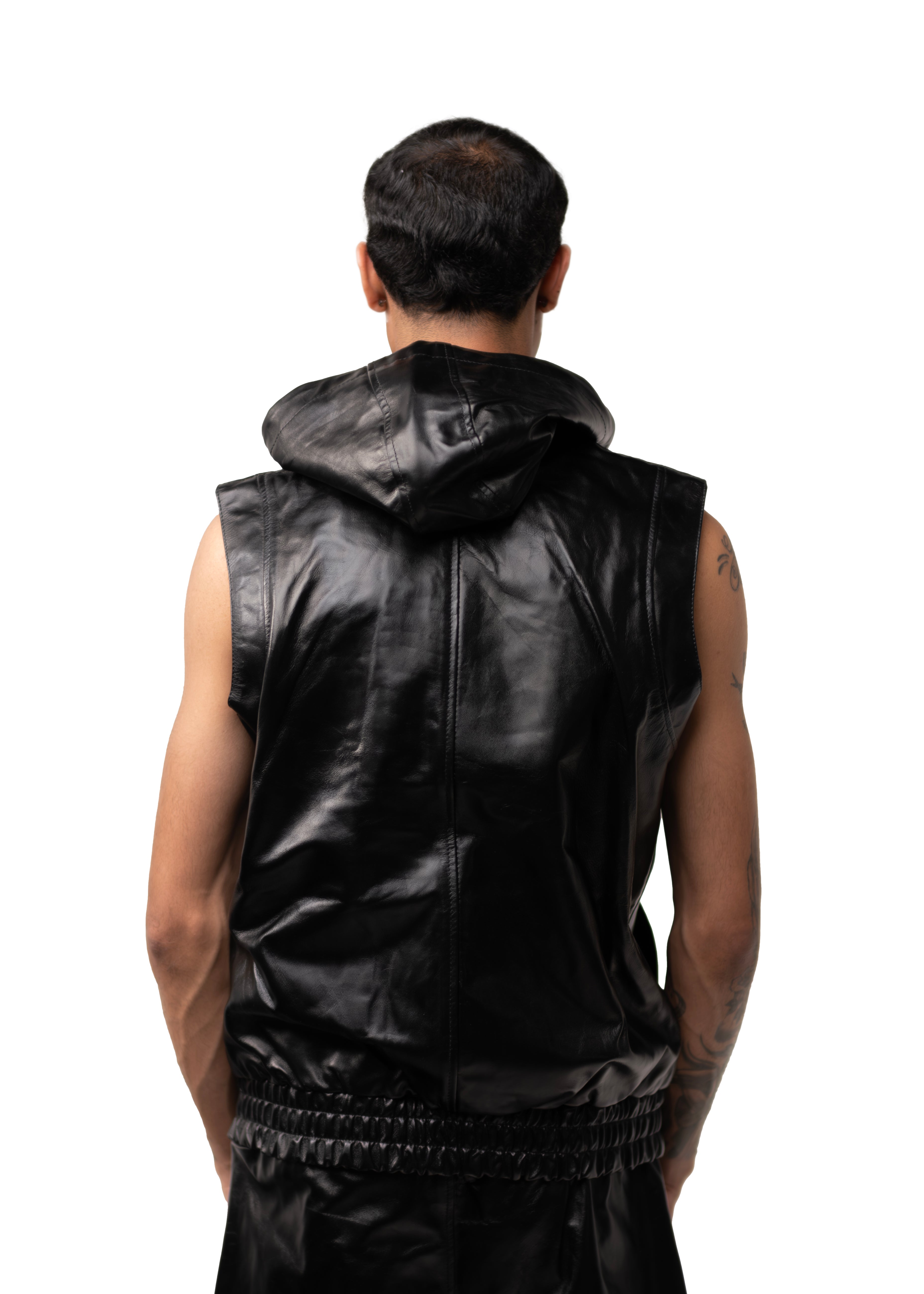 Emboss clover vest
